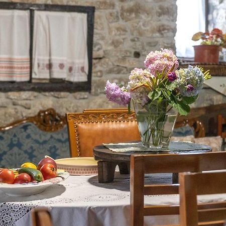 Bujtina Kodiket Guesthouse Berat Exteriér fotografie