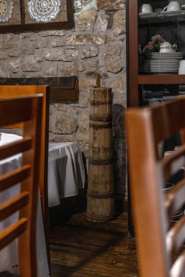 Bujtina Kodiket Guesthouse Berat Exteriér fotografie
