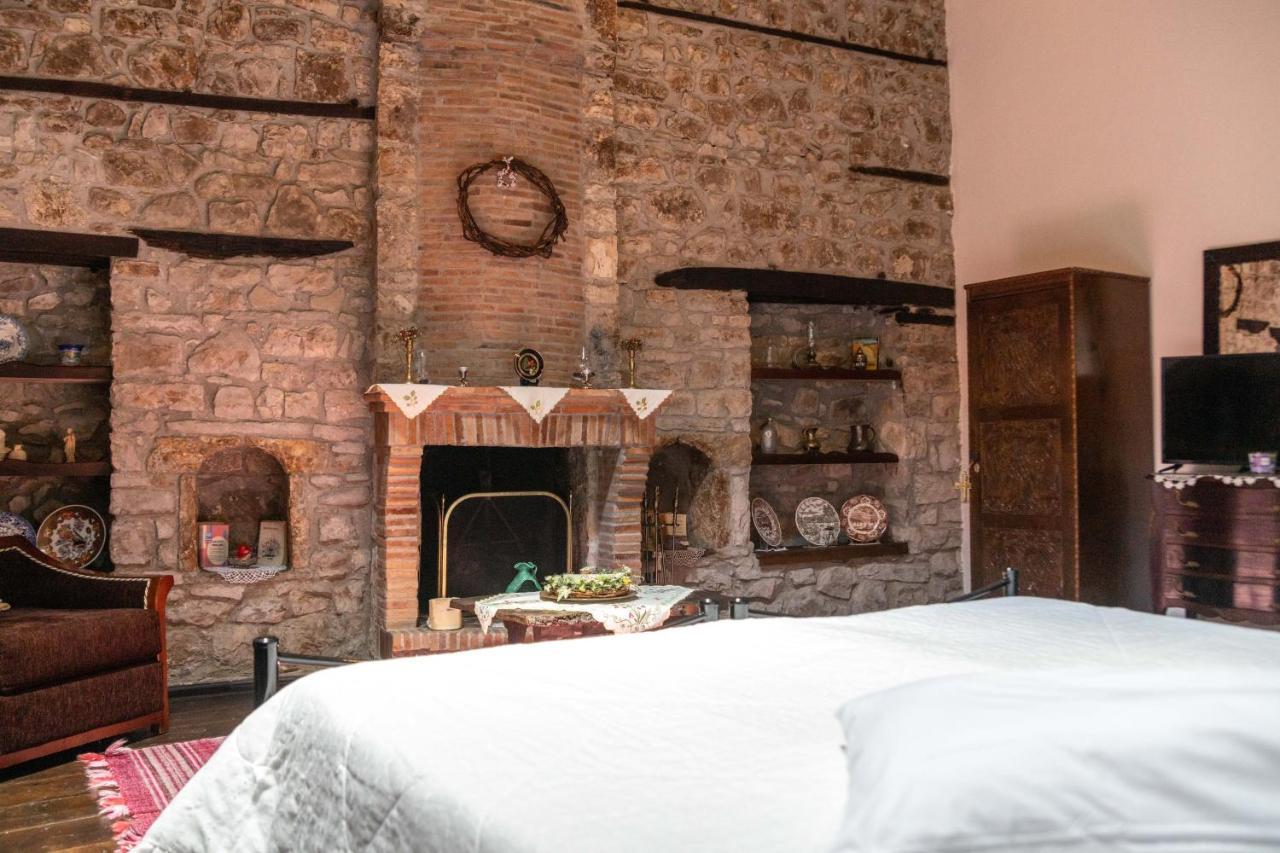 Bujtina Kodiket Guesthouse Berat Exteriér fotografie