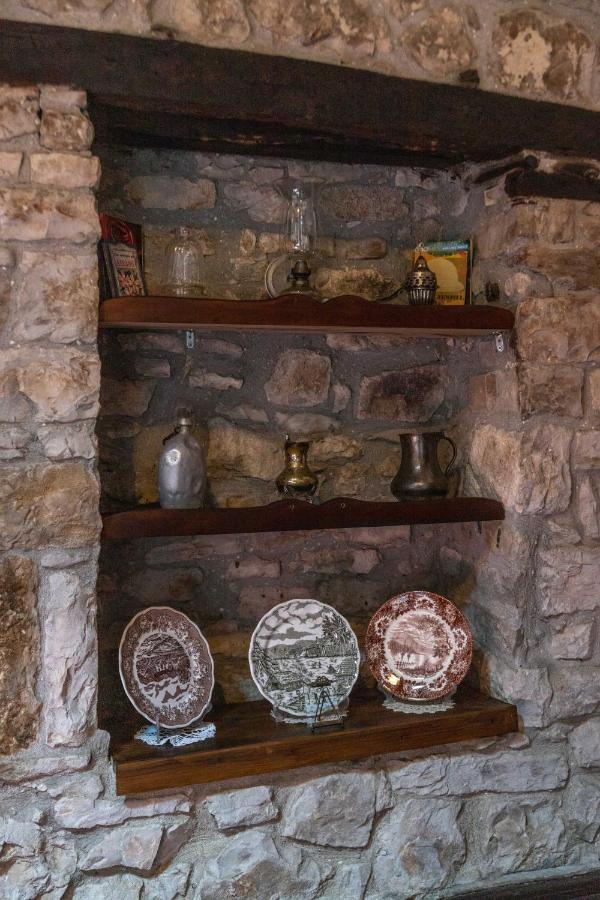 Bujtina Kodiket Guesthouse Berat Exteriér fotografie