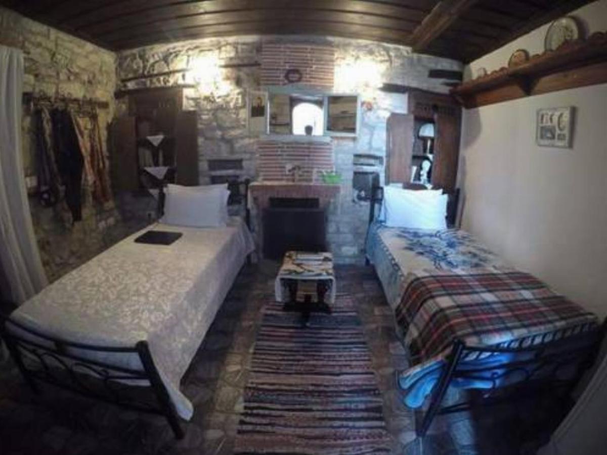 Bujtina Kodiket Guesthouse Berat Exteriér fotografie
