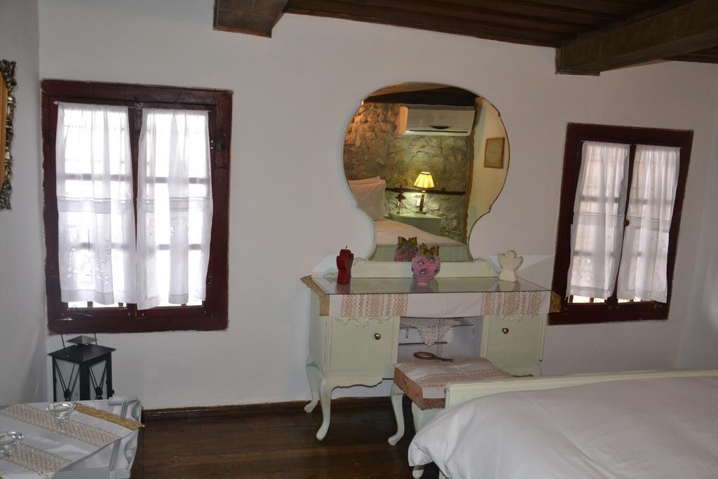 Bujtina Kodiket Guesthouse Berat Exteriér fotografie