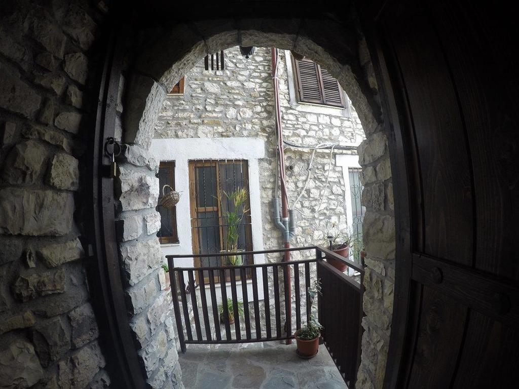 Bujtina Kodiket Guesthouse Berat Exteriér fotografie
